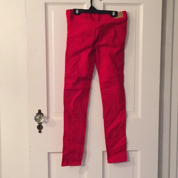 Red khaki pants - Picture 2 of 4